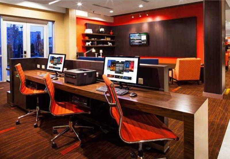 Courtyard By Marriott London Ξενοδοχείο Εξωτερικό φωτογραφία