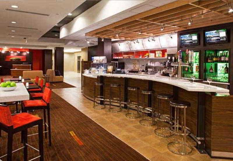 Courtyard By Marriott London Ξενοδοχείο Εξωτερικό φωτογραφία