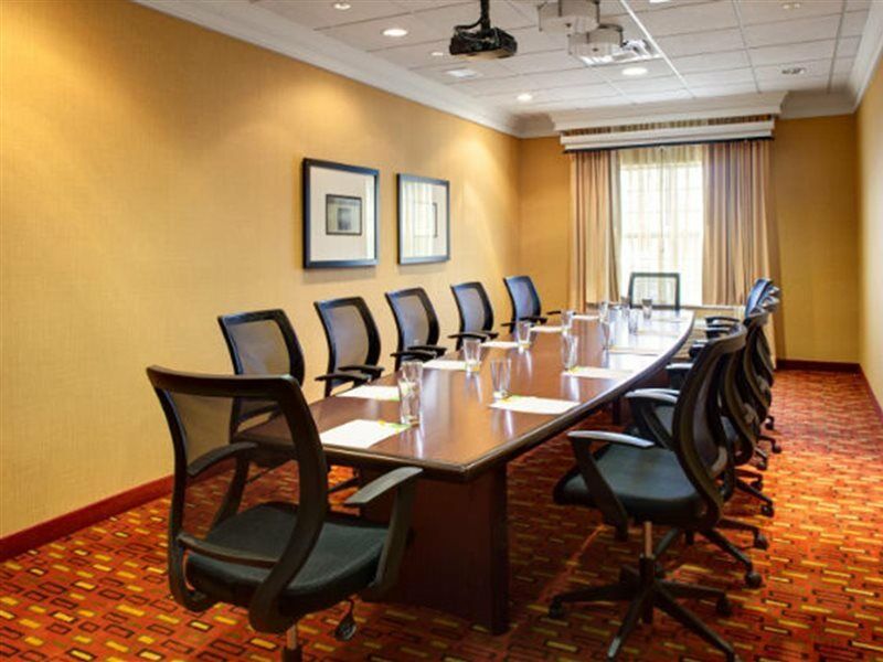 Courtyard By Marriott London Ξενοδοχείο Εξωτερικό φωτογραφία